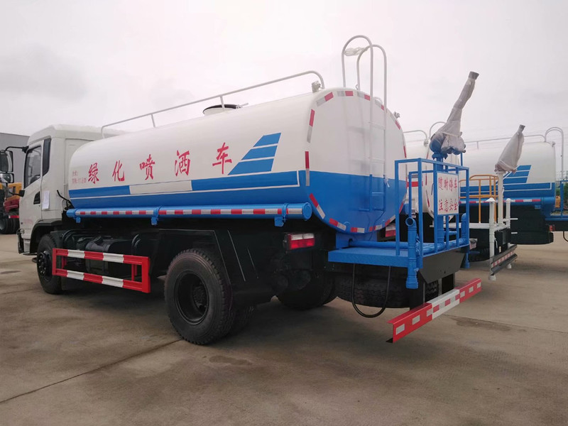 御虎玉柴公路灑水車 性價(jià)比之選，東風(fēng)水車讓您放心省心