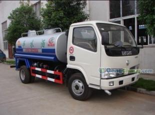 供應(yīng)高品質(zhì)5噸、10噸灑水車，湖北程力專業(yè)制造，現(xiàn)貨直達(dá)